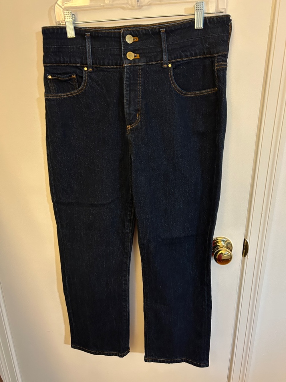 Ann Taylor Straight Crop Petite